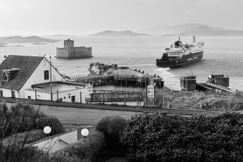 Castlebay-0525-BW.jpg